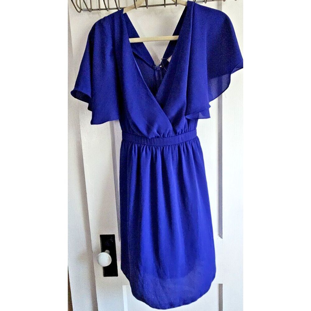 NWT ASOS royal flutter short sleeves V neck and cut back Sz 0
